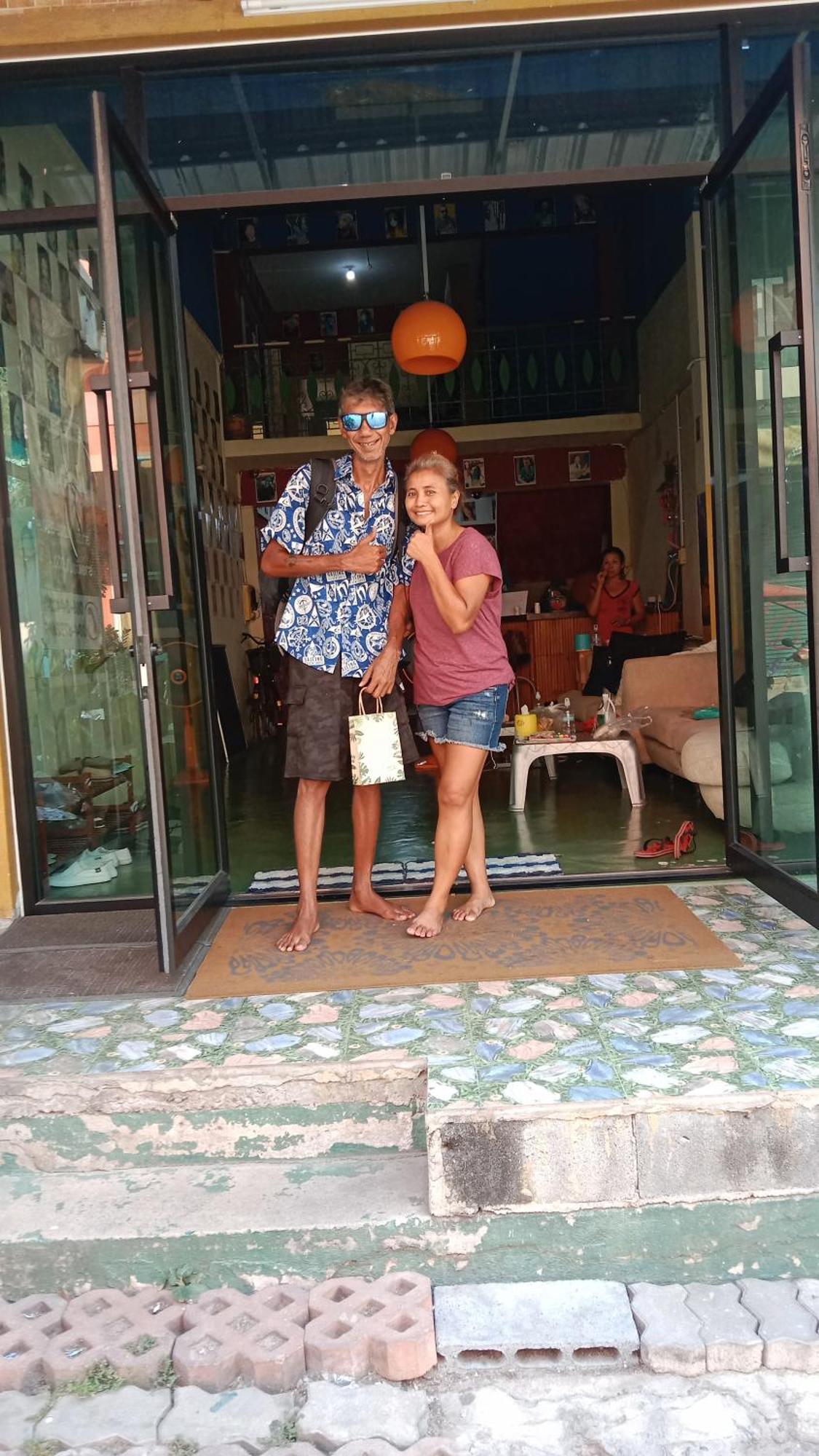 Banphe​ Hostel Exterior photo